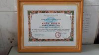 Cách chọn khung giấy khen, khung bằng khen phù hợp