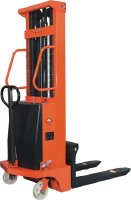 Bạn biết gì về dòng xe nâng bán tự động 1 tấn?