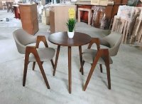 Bàn ghế nhựa cafe trở thành xu hướng ưa thích nhất năm 2018