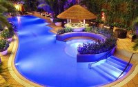 4 yếu tố để lựa chọn mua máy bơm hồ bơi
