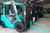 Tổng hợp những thông tin hữu ích về xe nâng bạn nên tìm hiểu