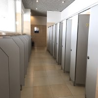 Vật liệu vách ngăn vệ sinh compact hiện đại, sang trọng