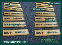 In ấn thẻ tên đeo ngực giá rẻ bền đẹp mới