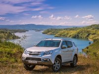 Băng rừng vượt núi cùng Isuzu MU-X