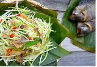 Gỏi xoài khô cá sặc, món ngon cho ngày cuối tuần