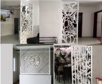 Nên chọn vách ngăn phòng khách và bếp bằng gỗ hay nhựa?