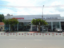 Giá xe Toyota khuyến mãi đặc biệt tại Toyota Đông Sài Gòn - Chi nhánh Nguyễn Văn Lượng