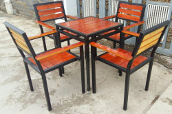 Báo giá bàn ghế gỗ chân sắt quán ăn, nhà hàng, quán nhậu giá xưởng tại TP HCM
