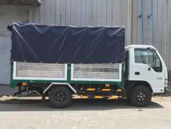 Giá xe tải Isuzu 2.4 tấn thùng mui bạt