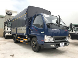 Giá xe tải 2.5 tấn Hyundai IZ49 thùng mui bạt