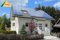 Giá pin năng lượng mặt trời ngày càng giảm ?