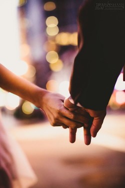Nếu đã nhạt thật rồi thì mình buông tay anh nhé!