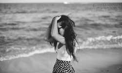 Bế tắc giữa tình đầu 10 năm và người đàn ông có vợ