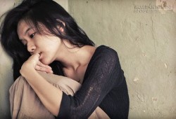 Dằn vặt tình yêu với chồng cũ của bạn thân