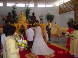 Vấn đề tuổi tác và duyên số trong hôn nhân