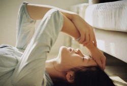 Khóc không phải hèn yếu đâu em!