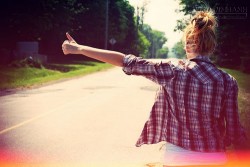 Em đang tập quen với sóng gió cuộc đời...