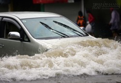 Chuyện nhỏ ngày mưa to