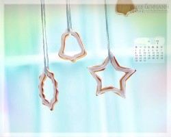 Những vụn vặt tháng Bảy