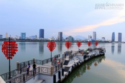 Cầu khóa tình yêu ở Đà Nẵng