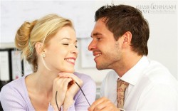 8 bí kíp cho tình yêu công sở nở hoa