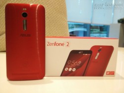 Asus Zenfone 2 ra mắt bốn phiên bản, giá từ 5.490.000 đồng