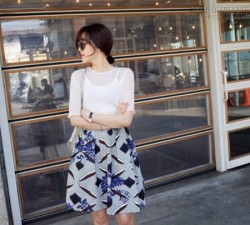 Áo không cổ duyên dáng tới công sở