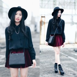 Nàng blogger 22 tuổi toát lên vẻ thời thượng nhờ cách phối đồ khéo léo, update xu hướng.