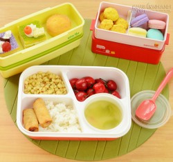 6 mẹo làm sạch nhanh hộp nhựa đựng thức ăn