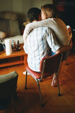 Người thứ ba: đúng hay sai?