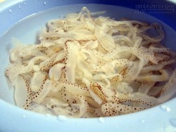Hương vị biển trong món bún sứa Nha Trang