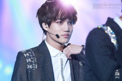 Kai (EXO) gây tranh cãi với scandal xúc phạm người bị thiểu năng
