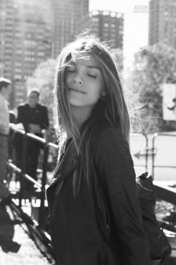 SINH RA LÀ CON GÁI