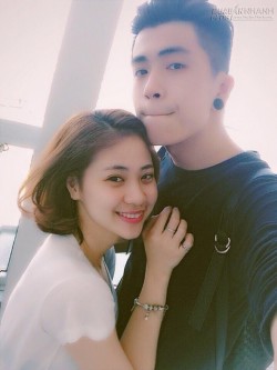 Ứng Duy Kiên lãng mạn cầu hôn bạn gái khiến dân mạng ghen tị