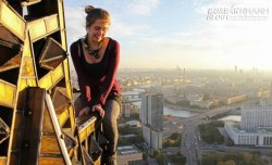 Ám ảnh với những bức hình tự sướng phải trả giá bằng tính mạng