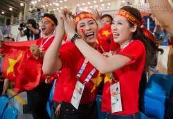Tú Anh sung sướng tột độ khi U23 Việt Nam ghi bàn
