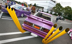 Giàn ống xả tua tủa - văn hóa độ xe chỉ có ở Nhật