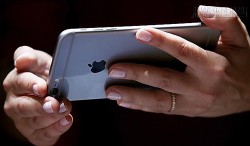 Apple giải thích về pin, bộ nhớ 16 GB trên iPhone