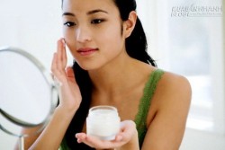 Cách giúp bạn loại bỏ vết cháy nắng nhanh chóng