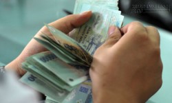 Cảnh sát truy tìm người phụ nữ Nga cầm nhầm 250 triệu đồng