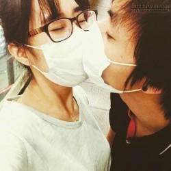 Tình yêu thời MERS vẫn lãng mạn như thường