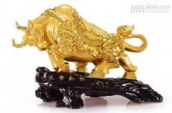 Trâu vàng phong thủy mang lại tài lộc cho bạn