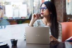 Điểm cộng của Zenbook UX305 và T300 Chi