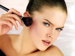 6 mẹo hay giúp bạn đánh má hồng đều và đẹp hơn