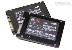 Ổ cứng thể rắn 2 TB đầu tiên trên thế giới