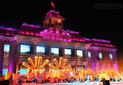 Hàng chục nghìn người tham dự khai mạc Festival biển Nha Trang