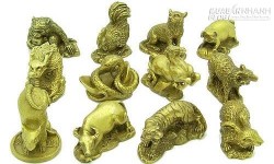 12 con giáp xung khắc với vật gì