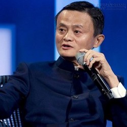 Jack Ma: 25 tuổi, cứ sai lầm thoải mái! trên 40 tuổi thì đừng nhảy lung tung nữa!