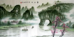 Phòng khách treo tranh phong thủy gì để xua tà khí