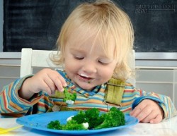 Mẹo hay giúp bé ăn nhiều trái cây và rau củ cực hay